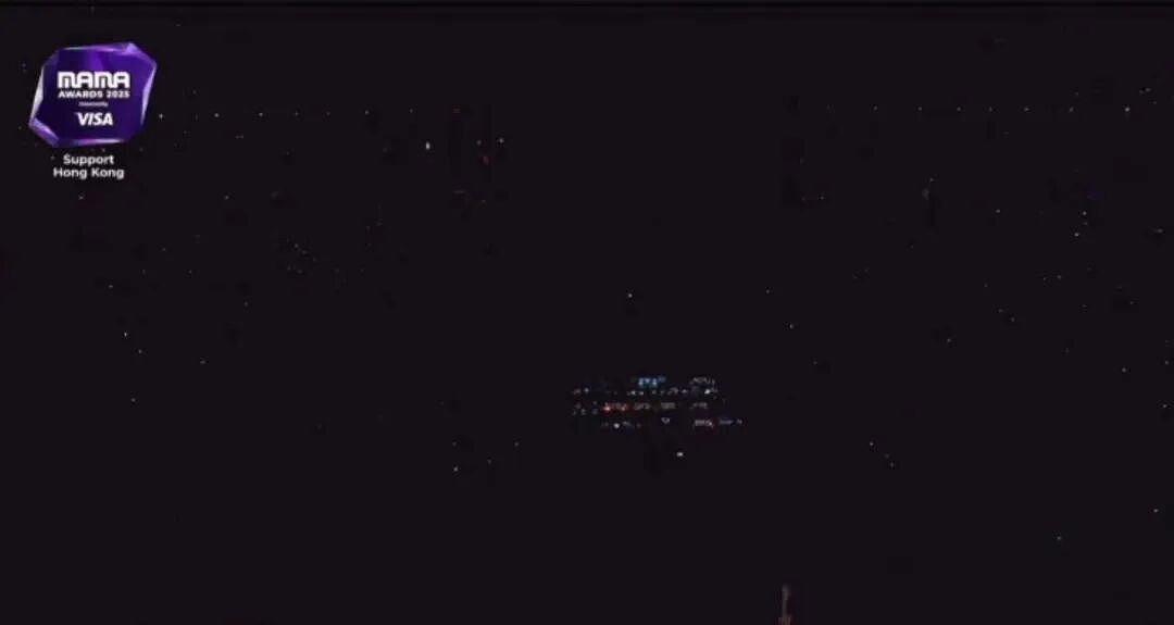 周润发现场哽咽，带领观众默哀（组图） - 4