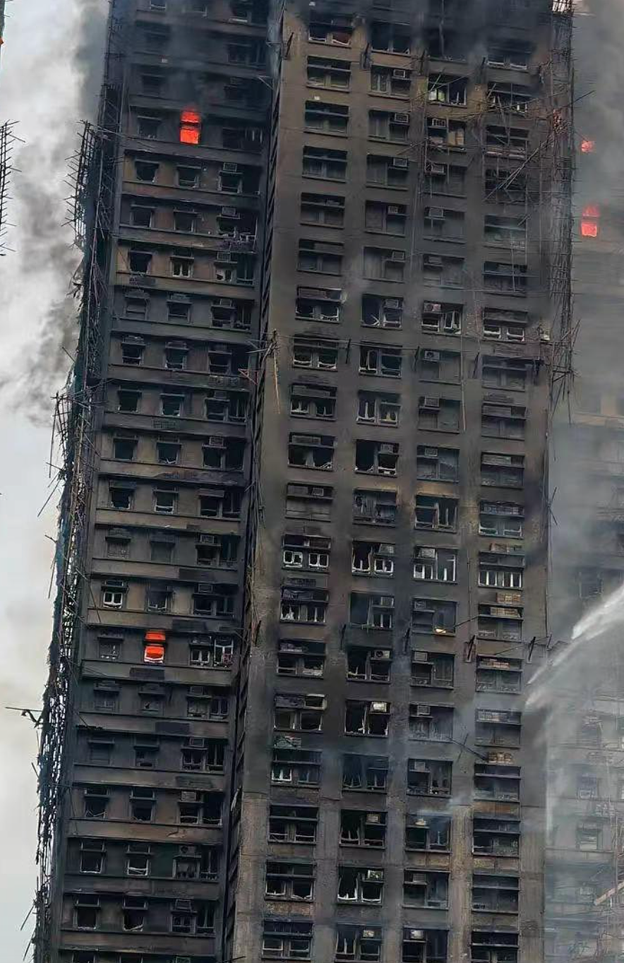 香港火灾后，有一群人在努力证明竹子比金属耐燃（组图） - 16