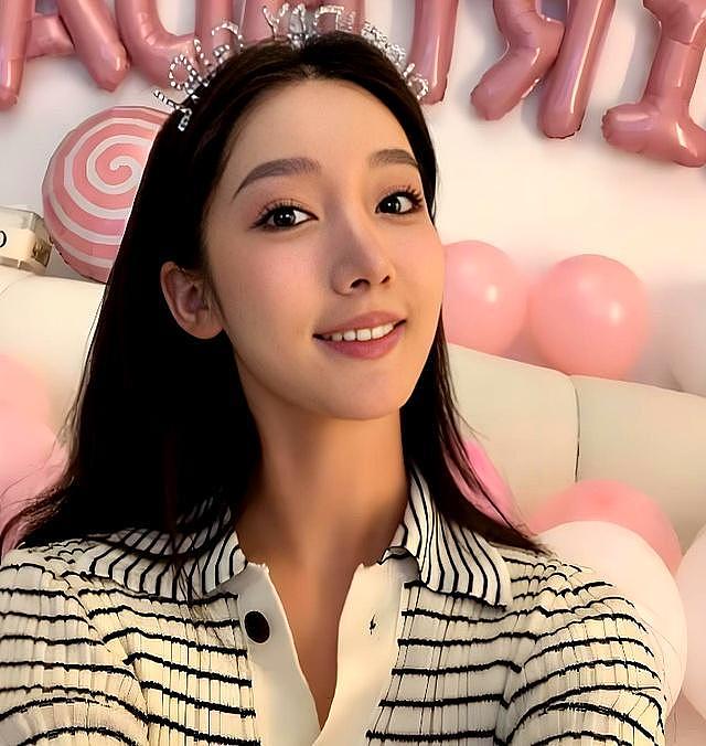四年后,将吴亦凡送进监狱的都美竹再爆大瓜!“诱骗20万”被报案(组图) - 6