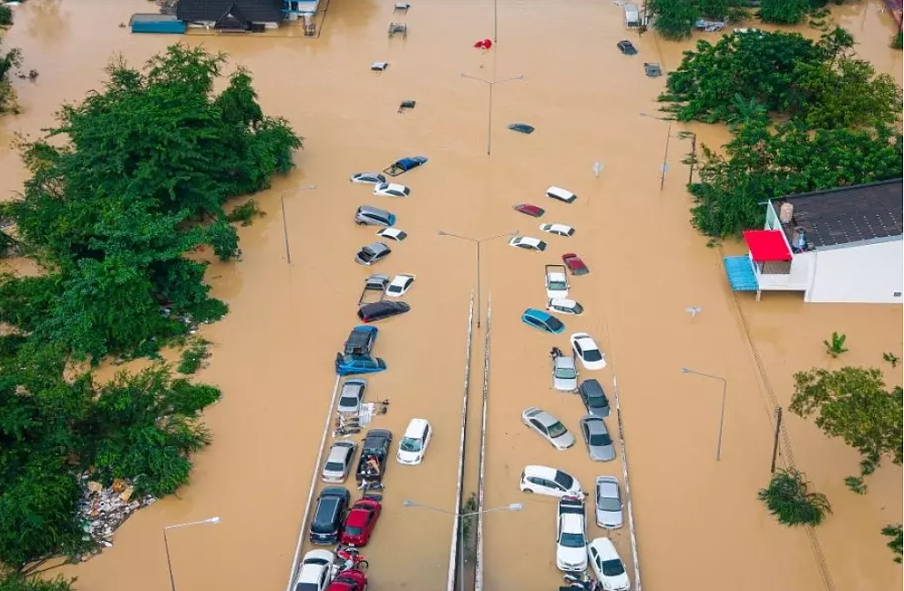 泰国南部洪灾，已致162人死亡（组图） - 1