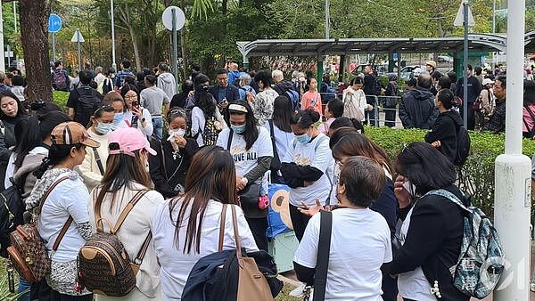 香港宏福苑大火7名印佣丧生,45位还下落不明(组图) - 1