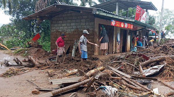 斯里兰卡153死紧急状态！亚洲多国严重洪患，泰医院太平间塞爆（组图） - 2