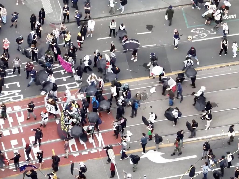 墨尔本人注意!这周日别去City(组图) - 3