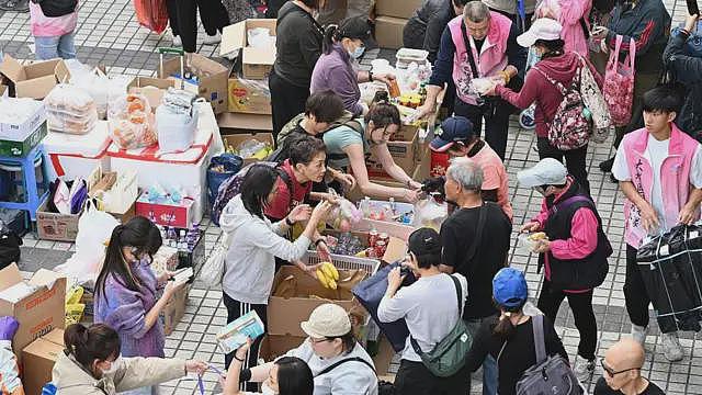 “这本可避免”:香港大火后的怒火与未解疑问(组图) - 3