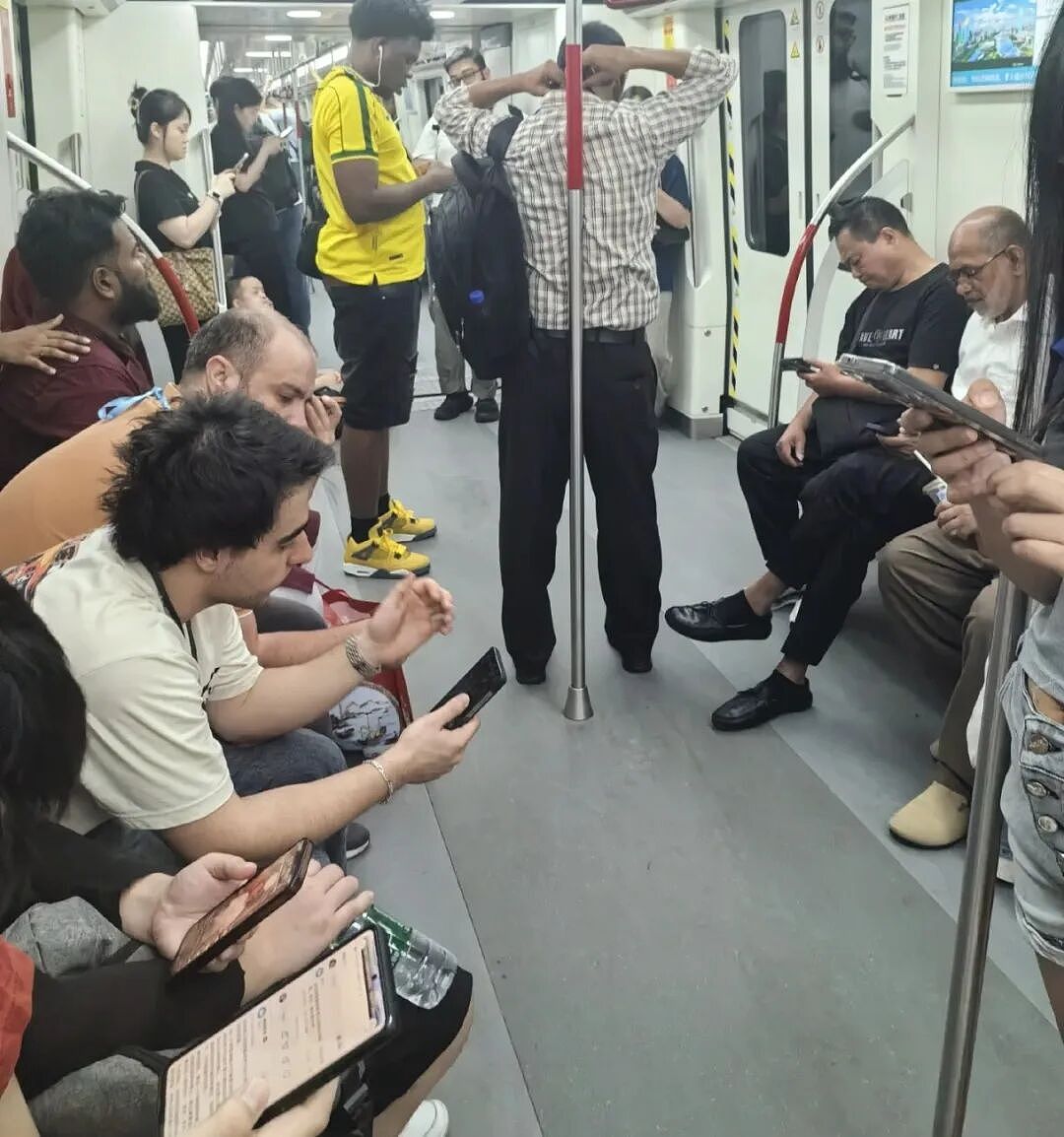 15万印度人，慢慢“逼疯”广东人（组图） - 19