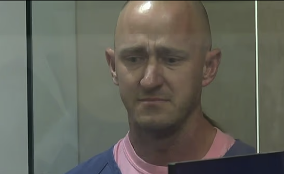 太可怕了！83人客机机长半空精神错乱，下一秒伸手要关发动机（组图） - 4
