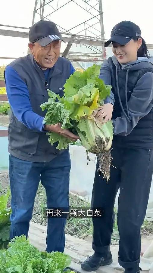 梅婷晒北京2层别墅,公婆包地种菜穿旧衣(组图) - 18