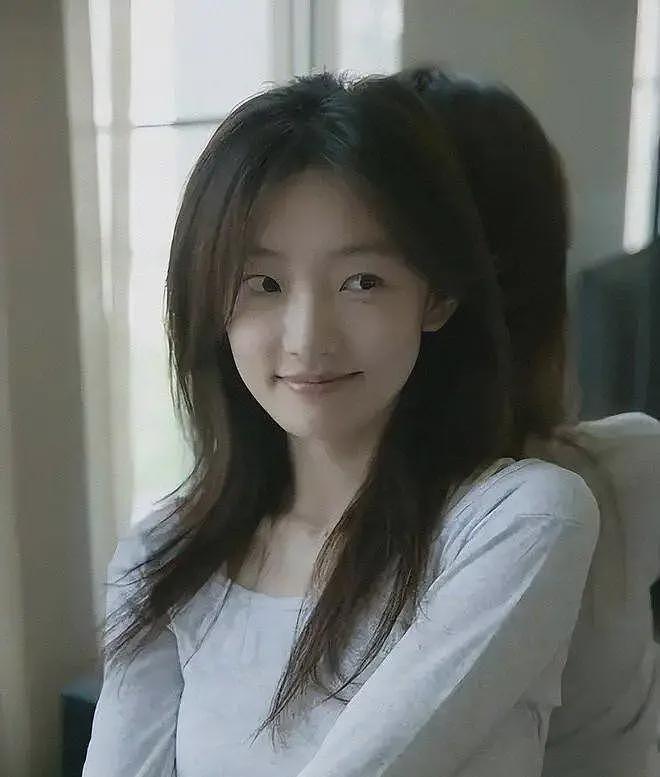 打演员、洁癖到病态，周姓女星被曝耍大牌，童瑶、胡先煦是受害者（组图） - 30