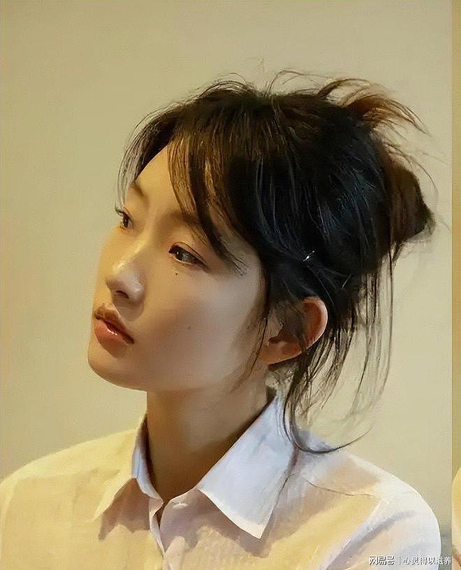 打演员、洁癖到病态,周姓女星被曝耍大牌,童谣、胡先煦是受害者(组图) - 20