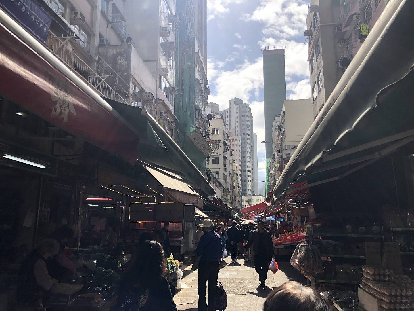 香港居民回忆火灾前细节：泡沫胶封窗，老人常昏睡（组图） - 4