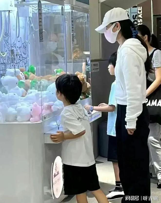 杨颖复出倒计时！深圳香港两头跑，坦言赶早班机只为送儿子上学（组图） - 12