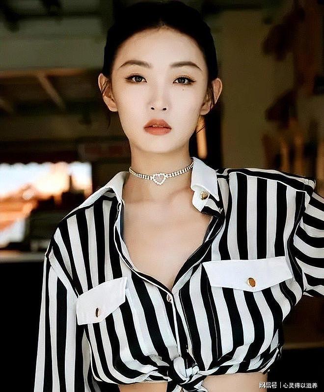 打演员、洁癖到病态,周姓女星被曝耍大牌,童谣、胡先煦是受害者(组图) - 27