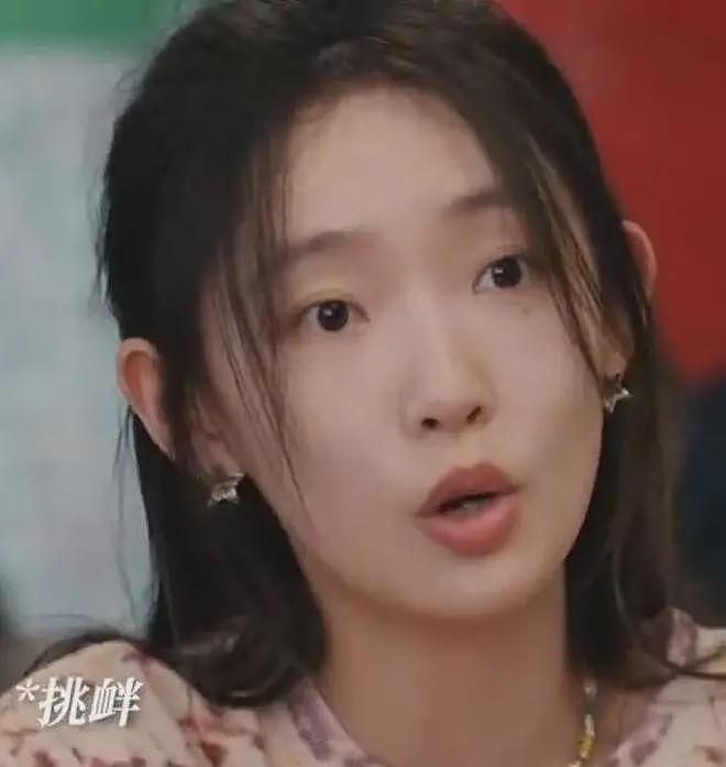 打演员、洁癖到病态，周姓女星被曝耍大牌，童瑶、胡先煦是受害者（组图） - 21