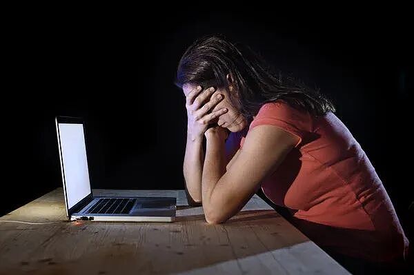 年薪百万的华人状元工程师，被硅谷大厂逼到自杀…美国华人职场的悲歌（组图） - 6