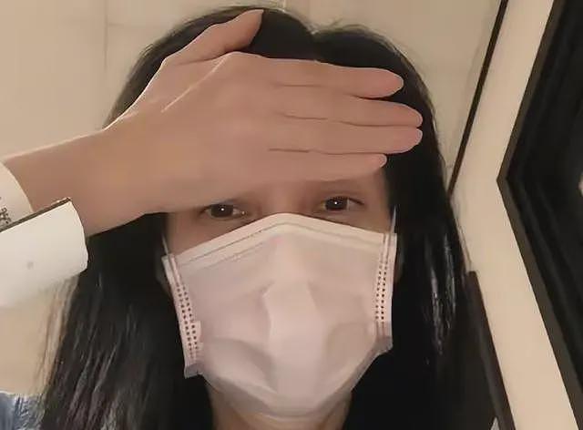 她认干爹，拍风月片，靠山去世后沦为服务员，最终成为妥妥笑话（组图） - 7