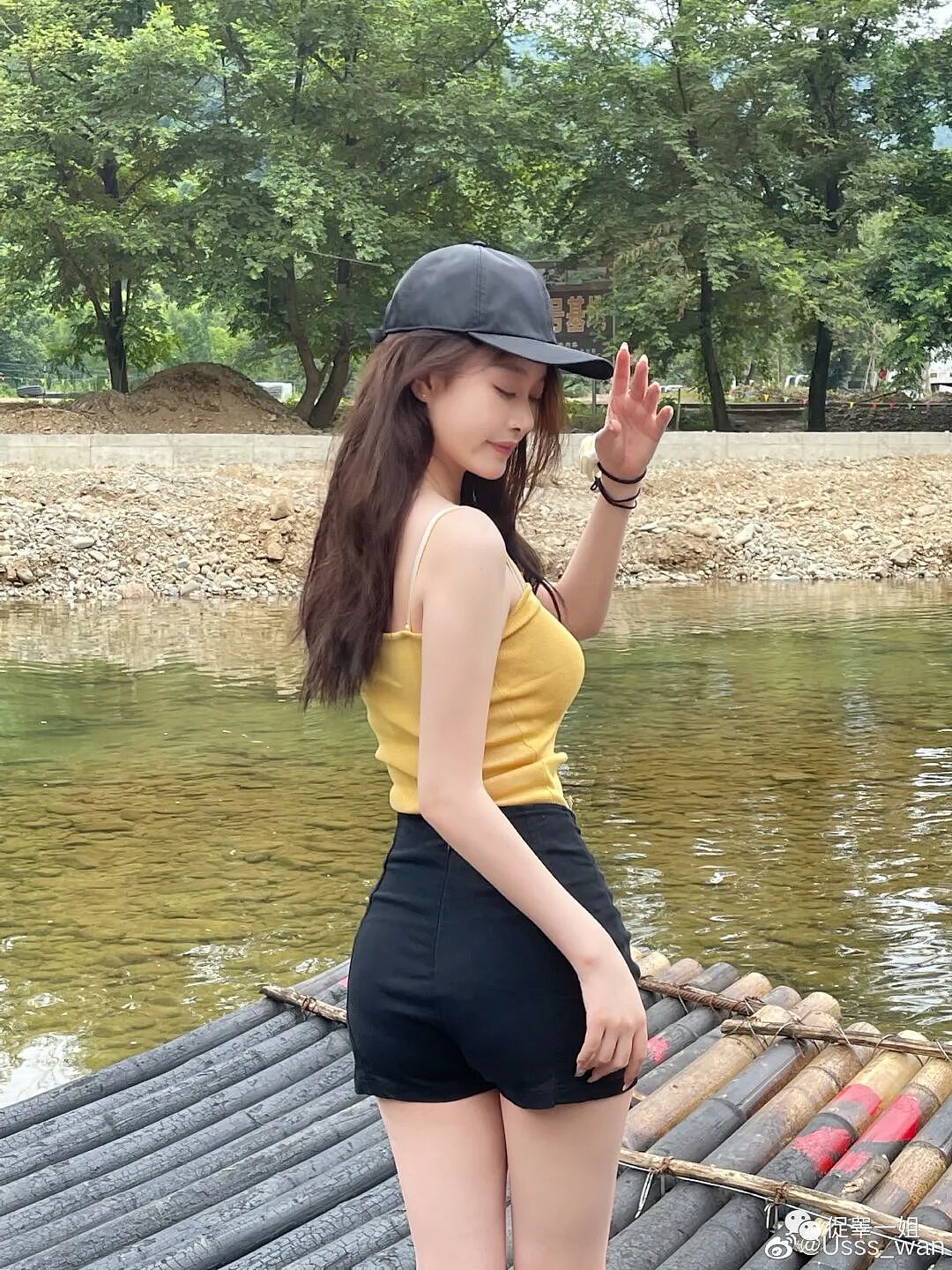 【美女】171cm“朱珠”脱下制服穿上包豚裙!这画面太美我不敢看...(组图) - 19