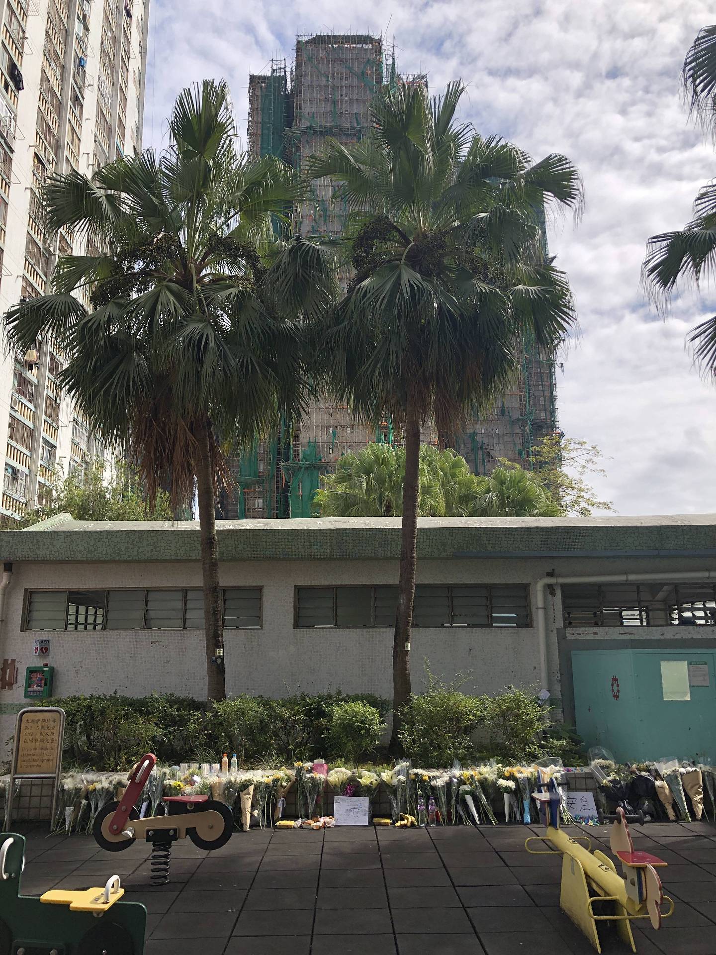 香港居民回忆火灾前细节：泡沫胶封窗，老人常昏睡（组图） - 7