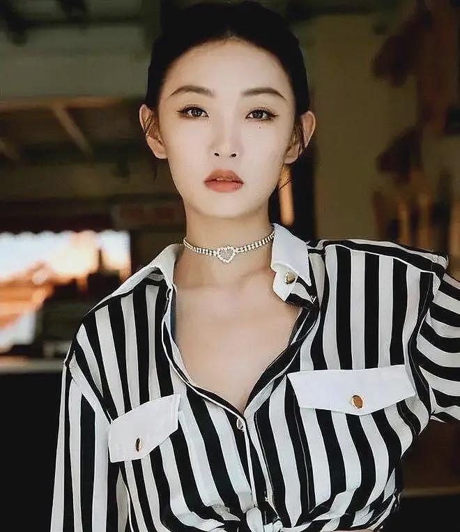 打演员、洁癖到病态，周姓女星被曝耍大牌，童瑶、胡先煦是受害者（组图） - 34