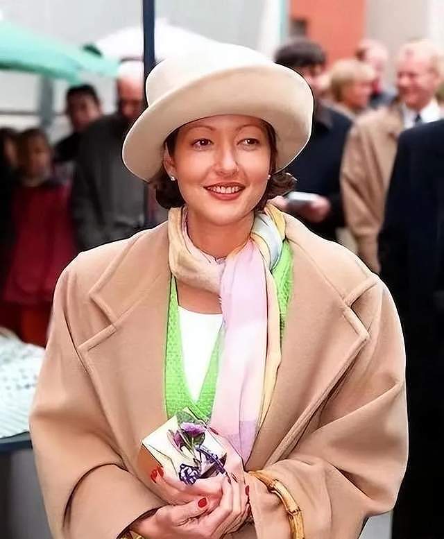 “东方戴安娜”文雅丽:放弃两儿子离婚潇洒拿钱走人,比戴妃幸运(组图) - 7