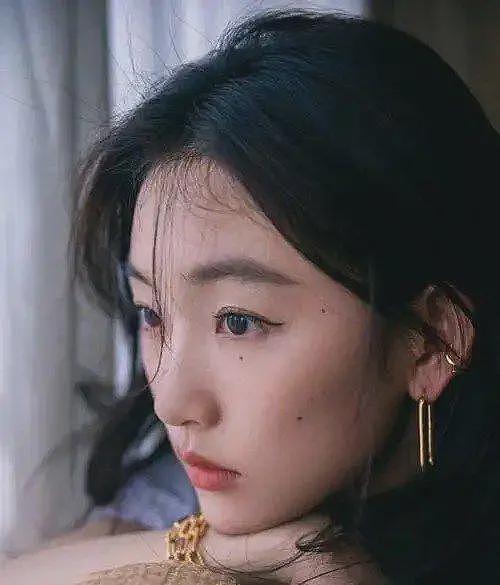 打演员、洁癖到病态，周姓女星被曝耍大牌，童瑶、胡先煦是受害者（组图） - 36