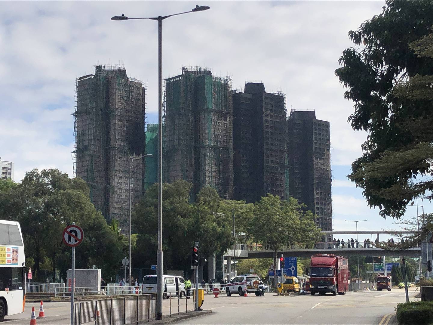 香港居民回忆火灾前细节：泡沫胶封窗，老人常昏睡（组图） - 3