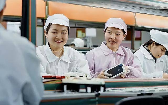 近10万工人失业,第2个“富士康”宣布全线搬迁(组图) - 9