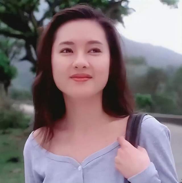 港圈女神女儿恋情大曝光！李丽珍女儿恋政二代，钟丽缇女儿太豪放（组图） - 3