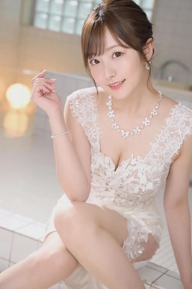 【美女】D杯甜心小魔女,“月牙笑眼”痴女心,让你看了还想看(组图) - 1