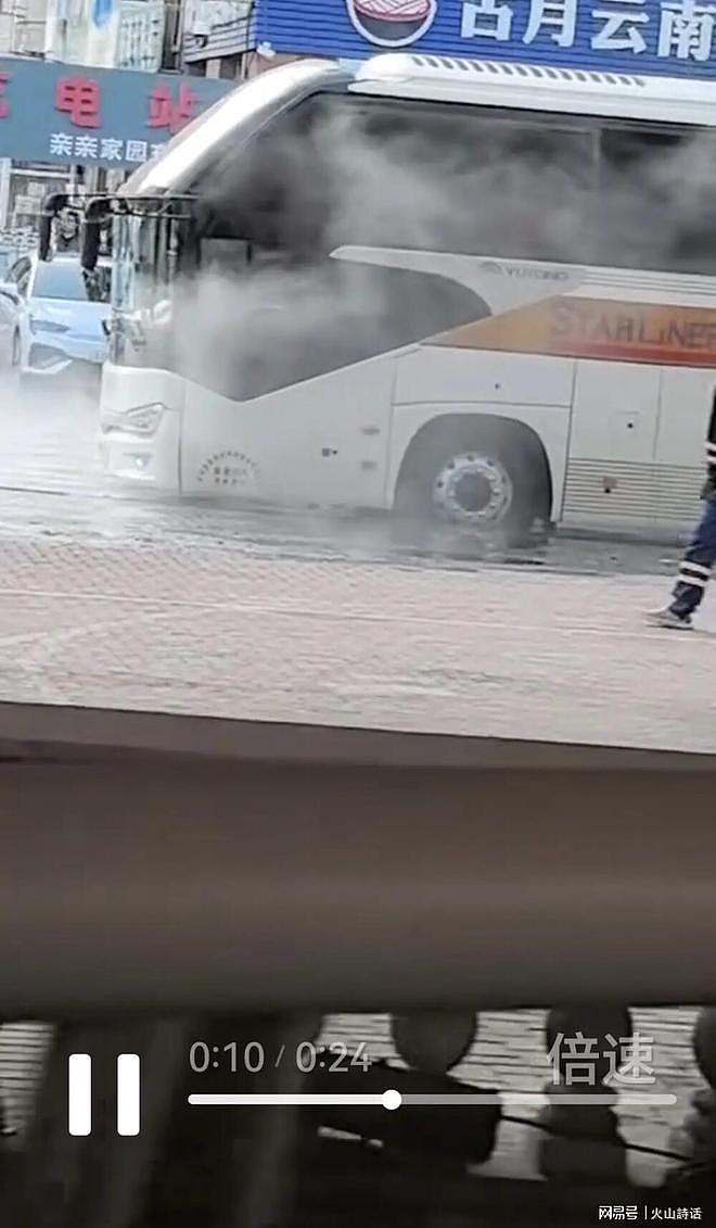 1死1伤！大连发生暖气管道爆裂事故，现场照片流出，网友透露细节（组图） - 4