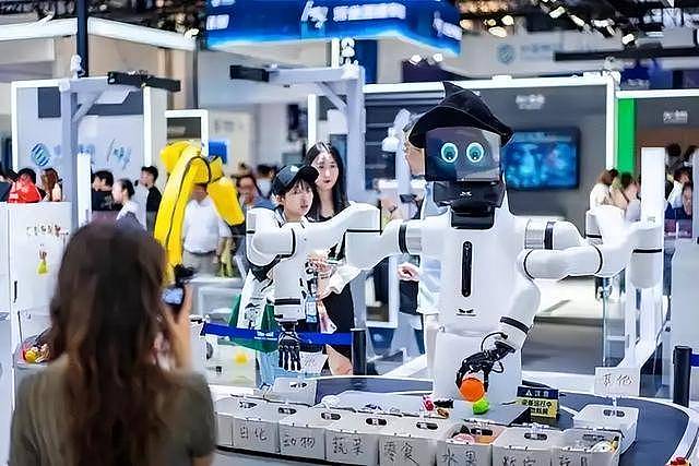 近10万工人失业,第2个“富士康”宣布全线搬迁(组图) - 15