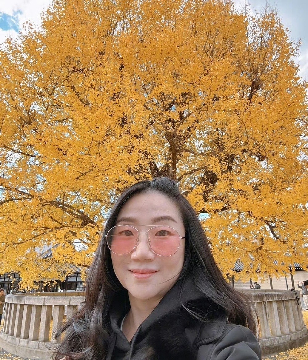 男女不分！陶晶莹带女儿参加婚礼，被误认成儿子，神似网红郭有才（组图） - 1