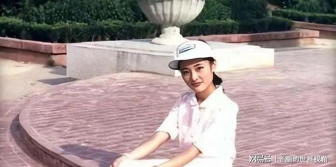 她辞去央视工作,嫁给富豪,56岁跨界当演员(组图) - 3