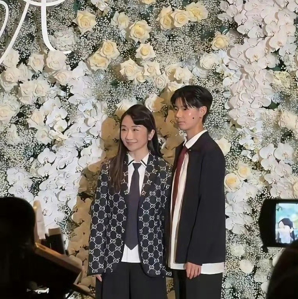 男女不分！陶晶莹带女儿参加婚礼，被误认成儿子，神似网红郭有才（组图） - 5
