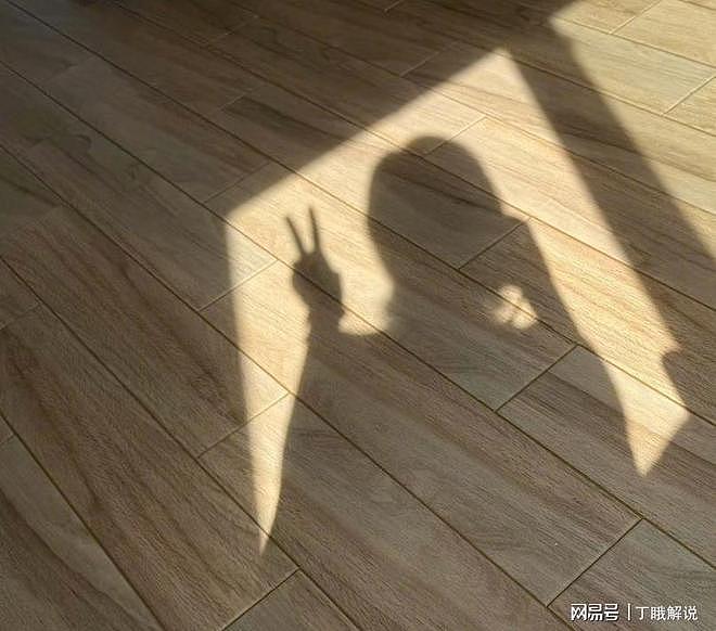 孙俪现状曝光,人前光鲜人后心酸,内娱中年女星引关注(组图) - 17