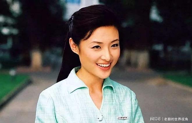 她辞去央视工作,嫁给富豪,56岁跨界当演员(组图) - 5