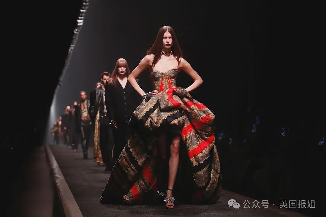 范思哲103亿“贱卖”给Prada！意大利奢侈品联姻，要涨价了（组图） - 9