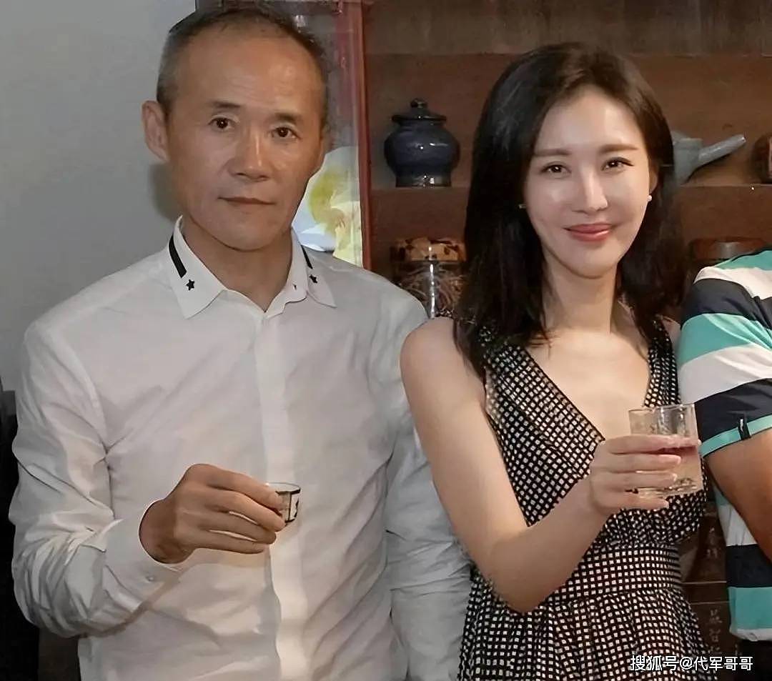 田朴珺彻底不装了!官宣新身份,胡歌亲自为她下厨(组图) - 4