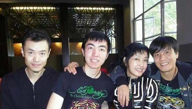 刘晓庆前夫独身21年，只因错信她的玩笑话，后半辈子当孤家寡人（组图） - 8