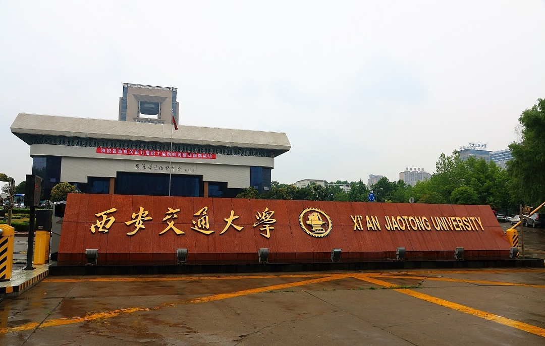 卖锤子给老外,宁波老板年入147亿(组图) - 6