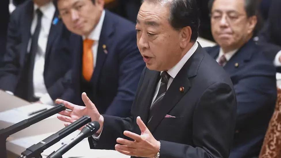野田佳彦承认给高市早苗“递梯子，打圆场”：但她还在推卸责任（图） - 1