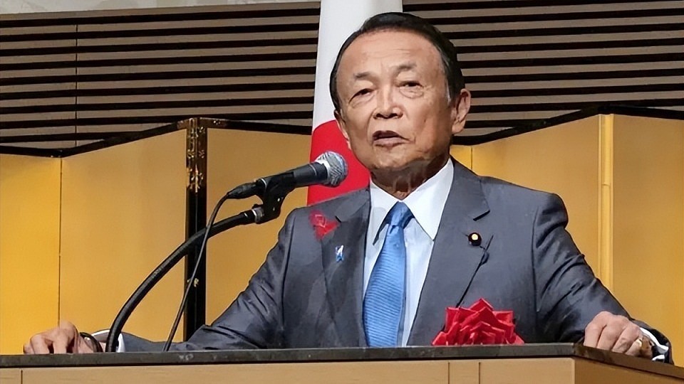 专家:麻生太郎是高市早苗的“后台老板”(图) - 1