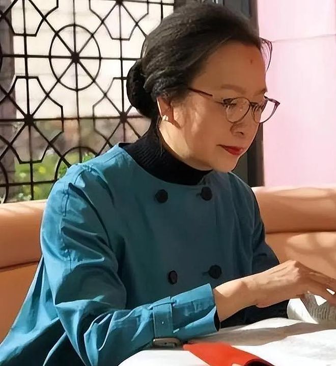 抹黑前夫，“霸凌”周迅，狂妄自大的奚美娟，现在为无知付出代价（组图） - 18