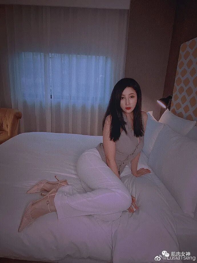 【美女】90后“多肉”健身女孩晒照，这样的尤物身材你给多少分（组图） - 38