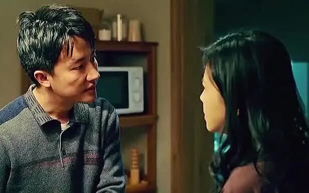 被骂滚出内娱后，她彻底放飞了！10年挚友变挚爱，如今49岁上离婚综艺：嘲笑我，你也配？（组图） - 40