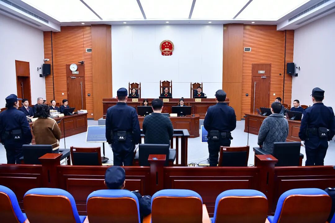 “罗大美”被害案二审宣判：维持一审判决，并报请最高法核准余金生死刑（组图） - 1