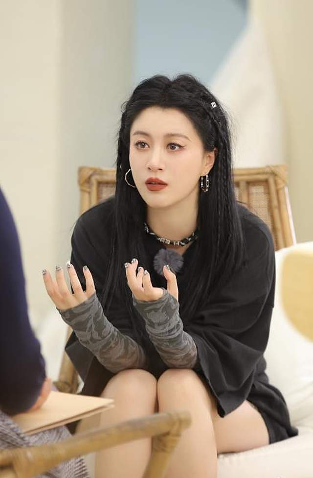李嘉格官宣离婚当月，与男友大阪约会被偶遇，离婚后变得春光满面（组图） - 9