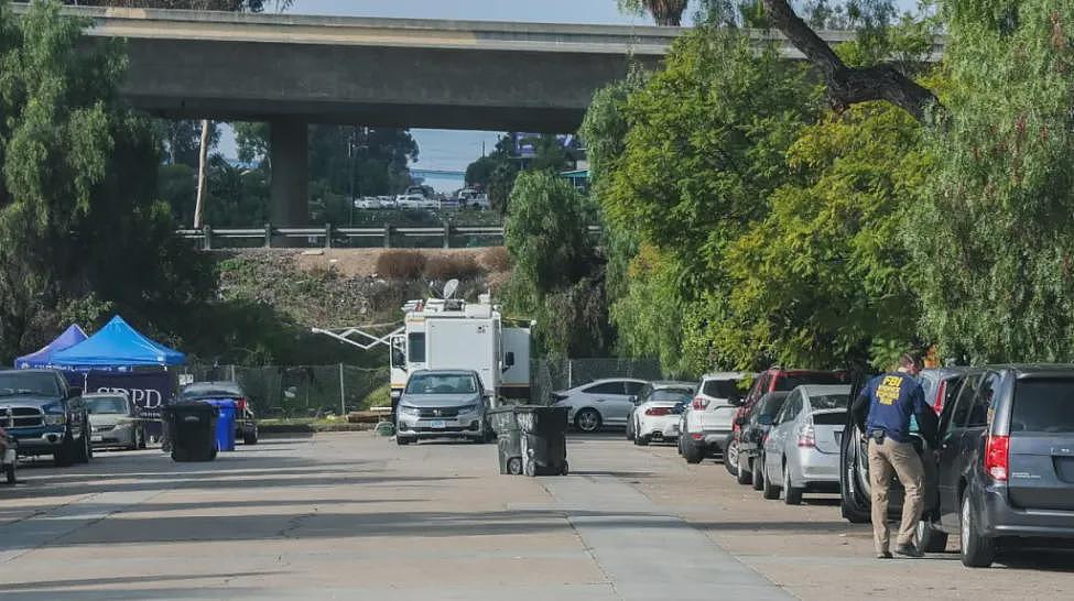 恐怖故事！姐妹搬进新家却被告知：墙里、地板下疑藏多具尸骸！（组图） - 3