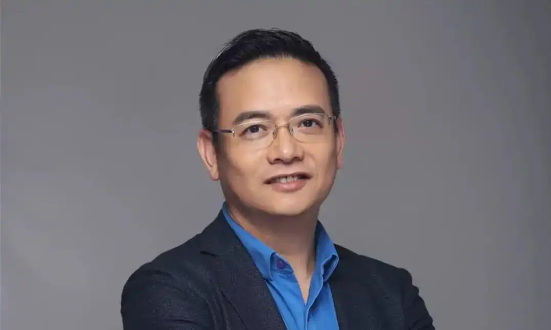 但斌发声：AI Agent的实现，很可能让全世界被几家公司控制，谷歌英伟达未来市值可能达10万亿，国内对标谷歌的公司只有两家 - 1