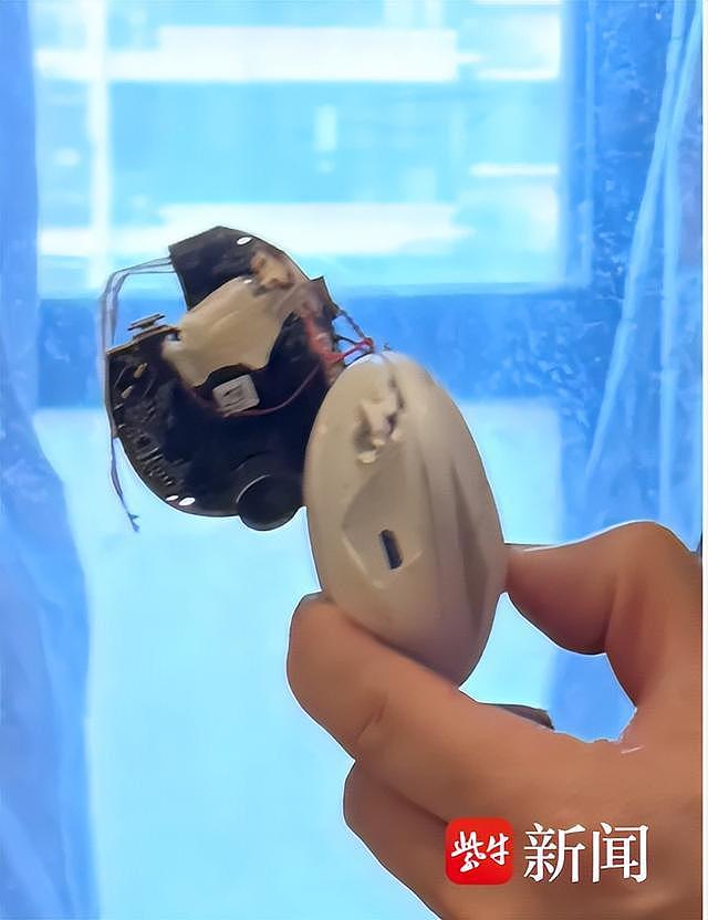 独居女生租房20天，发现灯里有摄像头，拆下发现是实时监控，视频拍的全是她；房东称“或是上一个租客所为”（组图） - 5