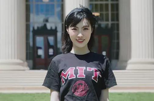 57岁美国高校终身教授跳槽，给24岁中国女孩打工（组图） - 1